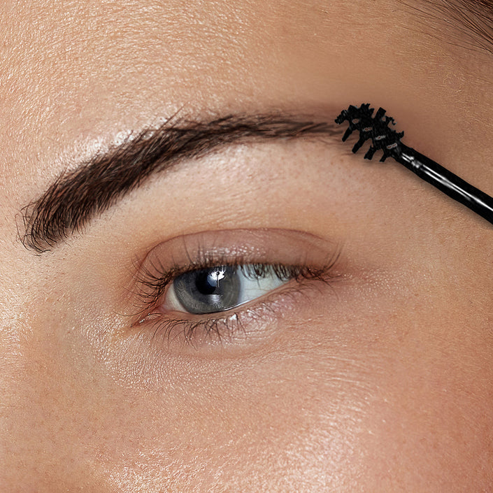 Fixateur à sourcils . Brun foncé